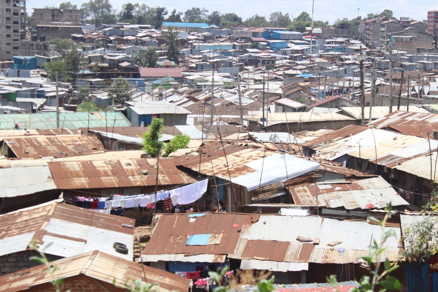 Ubuntu PhotoNews: Life in Kenya's Mathare Slums - Ubuntu Times